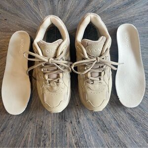 Vionic 23 WALKER Womens 7 Taupe Leather Classic Walking Sneakers Lace Up